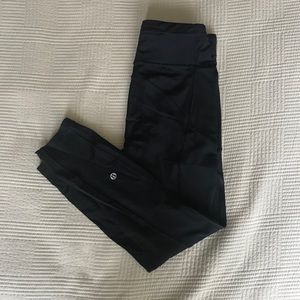 Lululemon leggings with pockets!